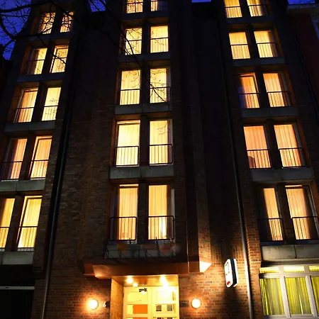 Hotel Lessing 4*