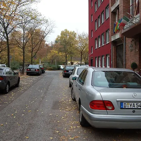 Lessing Hotel