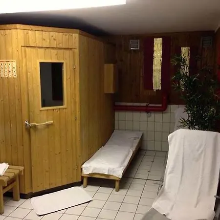 Lessing Hotel 4*
