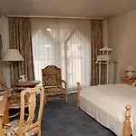 Hotel Lessing 4*