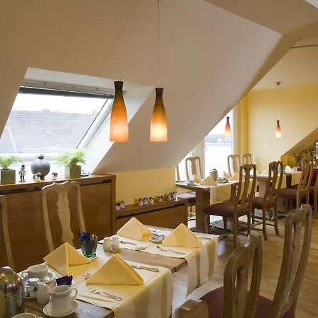 Lessing 4*