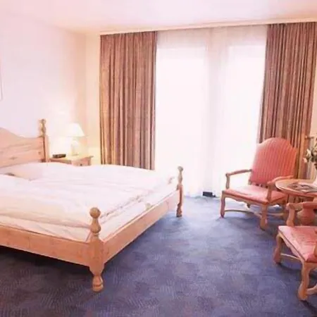 Hotel Lessing 4*