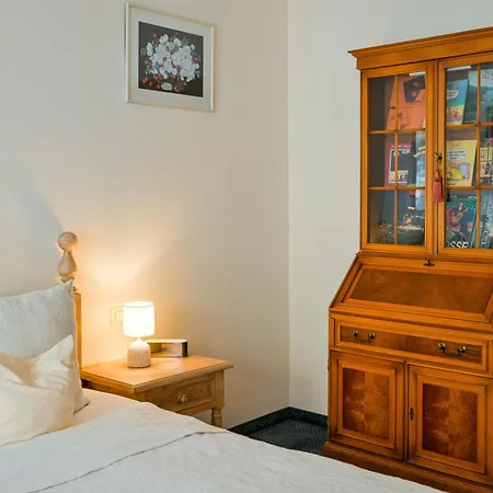 Lessing Hotel