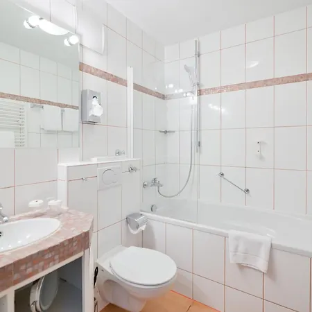 Lessing 4* Düsseldorf
