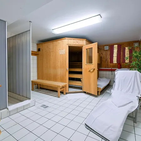 Lessing Hotel