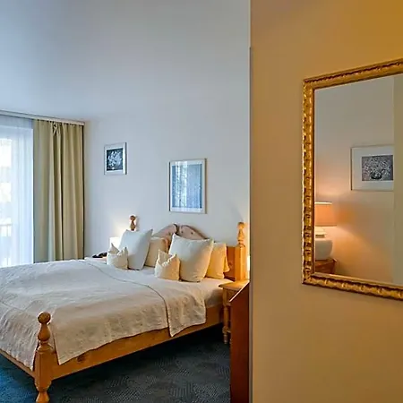 Lessing 4*