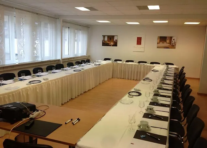 Отель Lessing Дюссельдорф