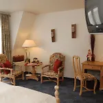 Lessing Hotel
